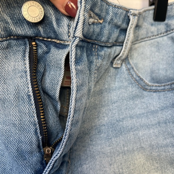 Mossimo Flower Embroidered cut off Jean Shorts - Picture 5 of 9